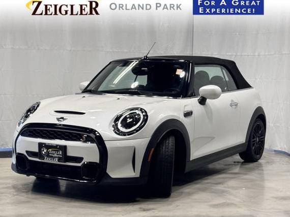 MINI COOPER CONVERTIBLE 2024 WMW43DL05R3R77994 image